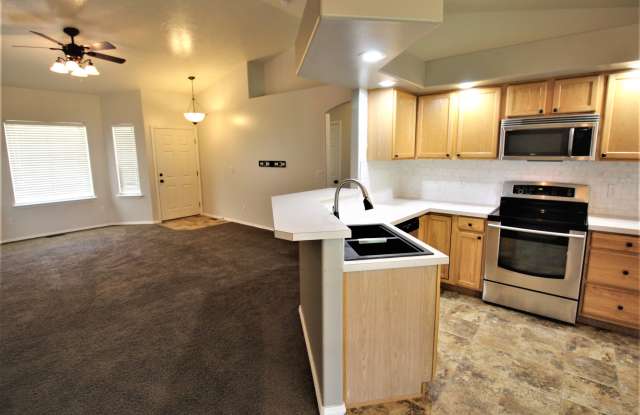 16789 N Hampshire Ct Gallery 3
