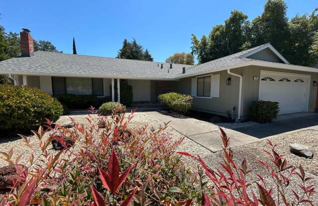 3BR/2BA Single-Story Home in Walnut Creek’s Northgate Neighborhood!! photos photos