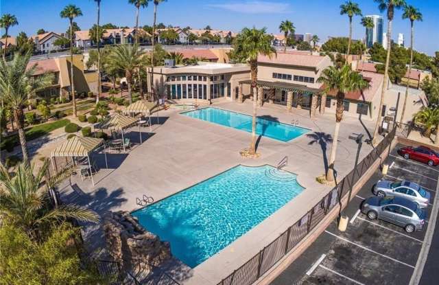5221 RIVER GLEN Drive Gallery 3