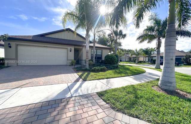 4675 Indigo Way photos photos