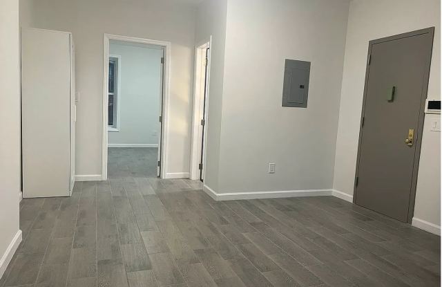 124 S 1st St Apt 1 Gallery 2