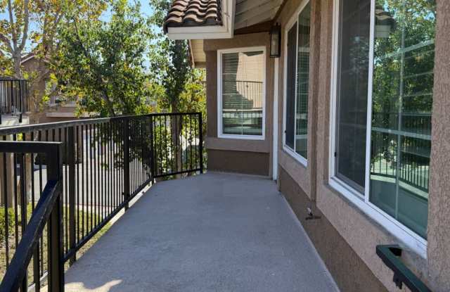 Remodeled Upstairs Condo in RSM Gallery 3