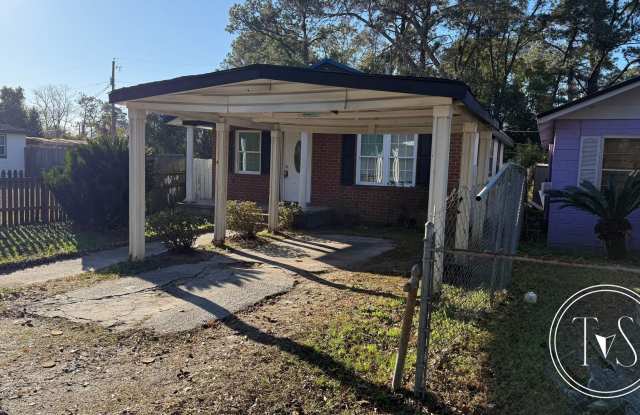 1113 Cornwall Street Savannah, GA photos photos