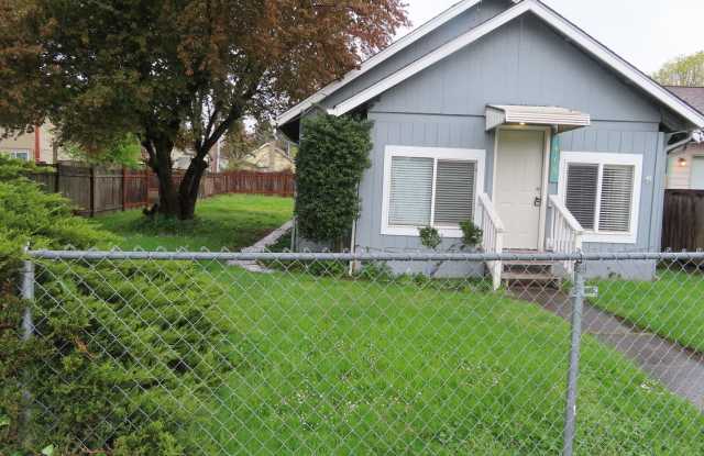 Quaint 2 Bed/ 1 Bath Home In Desirable Springfield ! photos photos