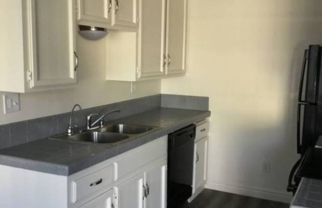 2355 Gallery 3