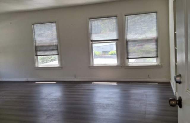 808 East Palmer Avenue photos photos