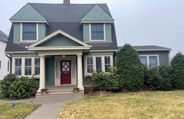 332 Terrace Avenue 2 photos photos