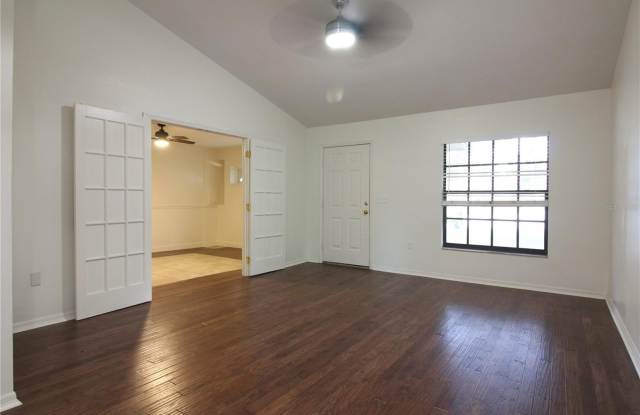 5046 FAIRFIELD Court Gallery 2