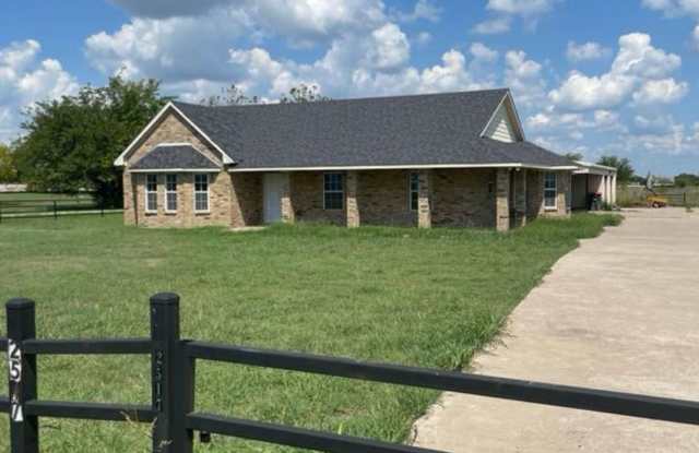 Charming 3BR House in Anna photos photos