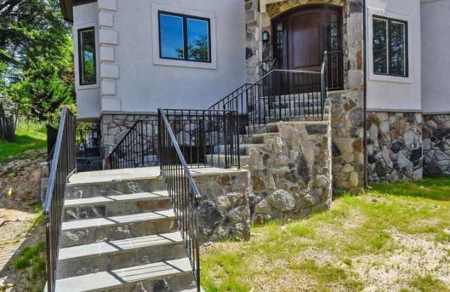 6202 CHESTERBROOK RD - 6202 Virginia Highway 689, McLean, VA 22101