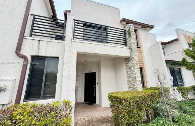 20714 NE 5th Ct photos photos