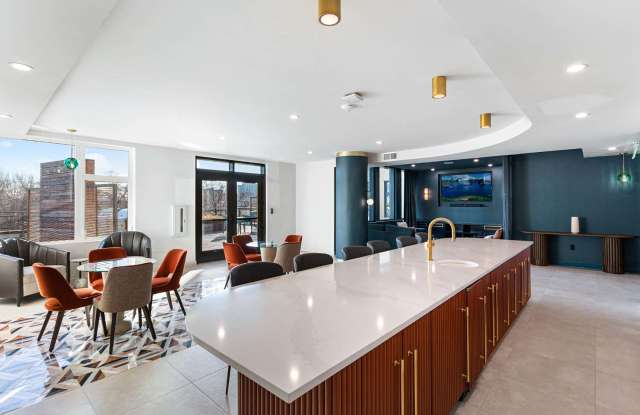 The Grayson Gallery 4