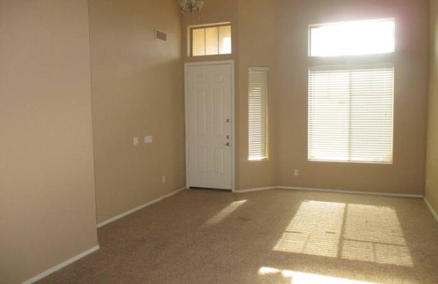 10756 West Davis Lane Gallery 3
