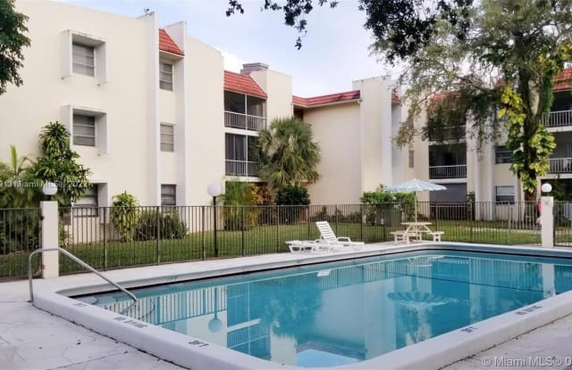 632 NW 13th St - 632 Northwest 13th Street, Boca Raton, FL 33486