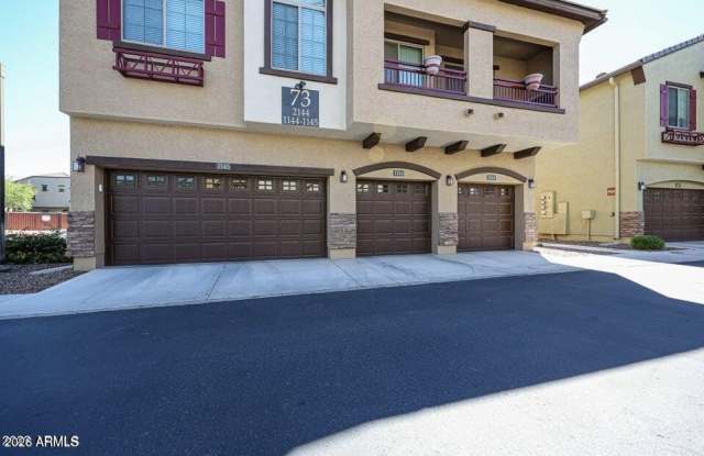2725 E MINE CREEK Road Gallery 1