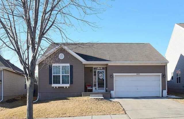 Great Elkhorn location! photos photos Great Elkhorn location! photos photos