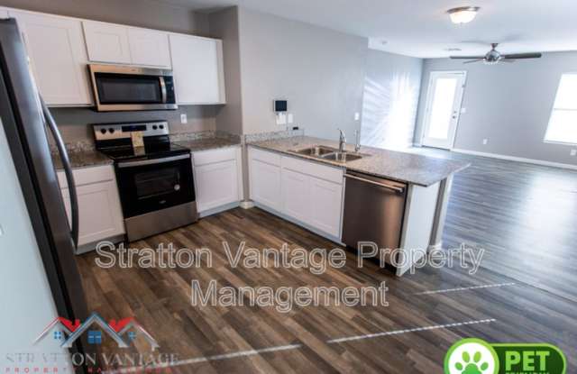 1011 W Palo Verde Ave. - 1011 Palo Verde Avenue, Coolidge, AZ 85128