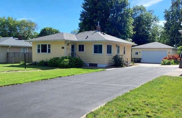 Nice 3 Bedroom 2 Bathroom house in Hudson photos photos Nice 3 Bedroom 2 Bathroom house in Hudson photos photos