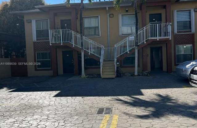 128 W 21st St photos photos