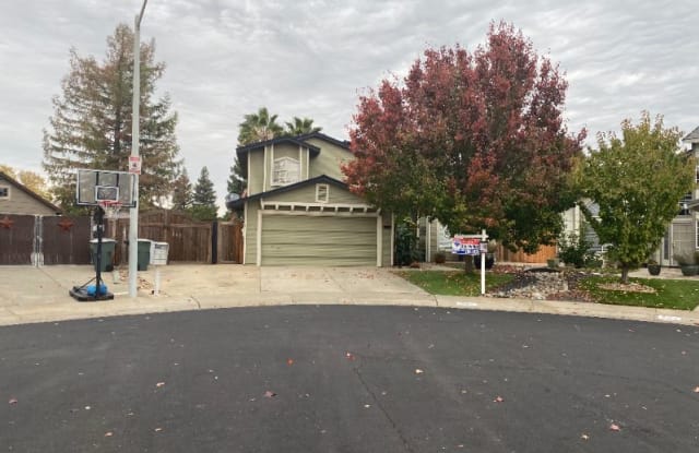 504 Foxhollow Ct - 504 Foxhollow Court, Roseville, CA 95747