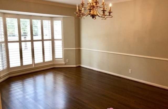 215 Chimney Rock Road Gallery 2