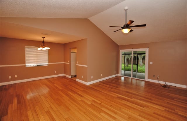 2274 Fairway Villas Ln N - 2274 Fairway Villas Lane North, Atlantic Beach, FL 32233
