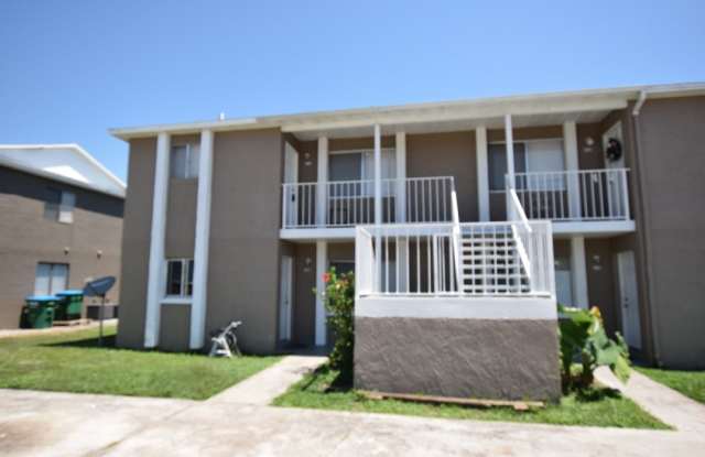 Bright 2BR/2BA Apartment Near Winter Springs Town Center – Available July 10th! photos photos
