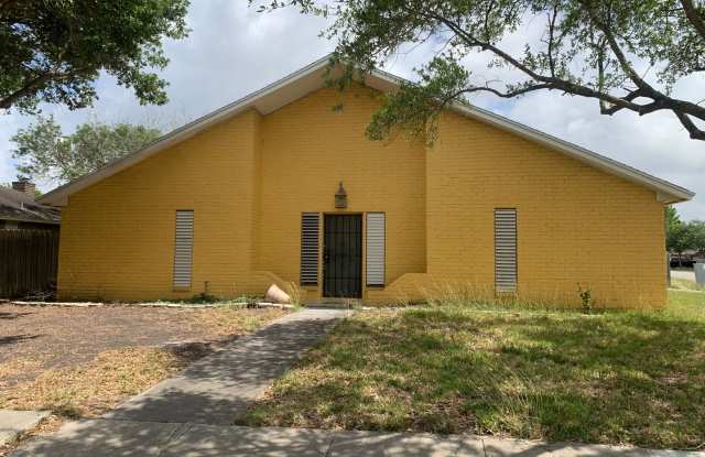 5230 Edinburg - 3/Bed 2/Bath - $1795/month photos photos