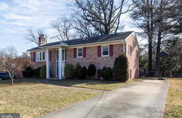 2868 GLENVALE DRIVE - 2868 Glenvale Drive, Merrifield, VA 22031