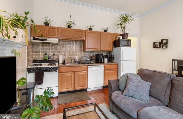 314 S 12TH STREET - 314 South 12th Street, Philadelphia, PA 19107
