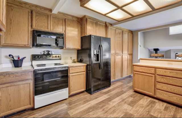 Bright 2-Bed/2-Bath Auburn Home with Sutter Buttes Views photos photos Bright 2-Bed/2-Bath Auburn Home with Sutter Buttes Views photos photos