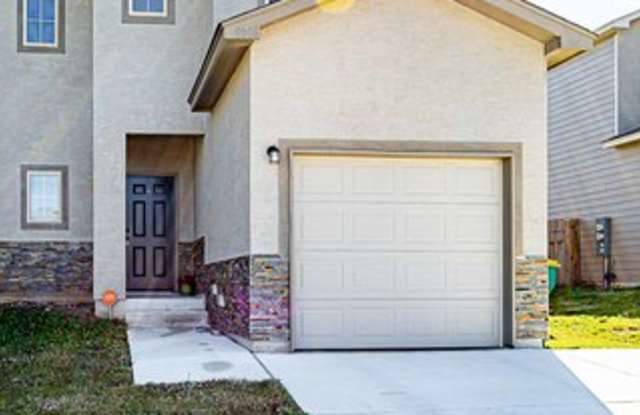 8706 Azul Sky Ct Gallery 2