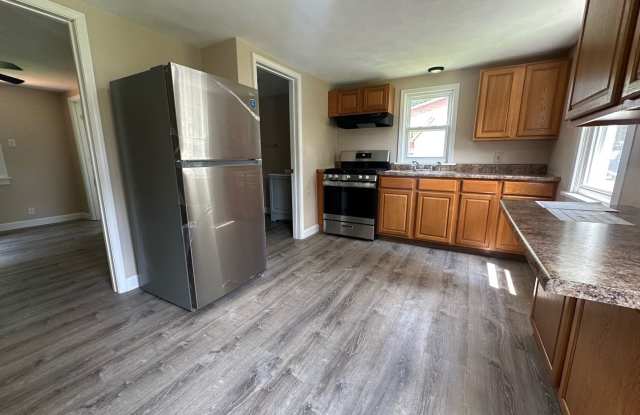 Renovated 2-bed House! Gallery 3