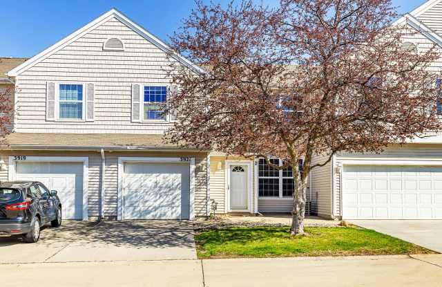 NEAR OTTER CREEK GOLF COURSE!! 2 Bedroom, 1.5 Bathroom in Northeast Ankeny photos photos