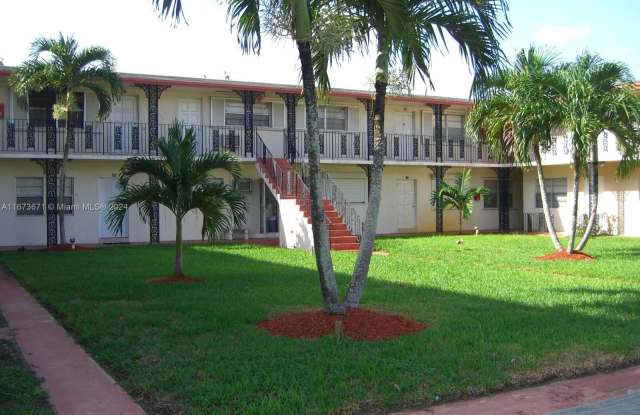 5300 Hollywood Blvd - 5300 Hollywood Boulevard, Hollywood, FL 33021
