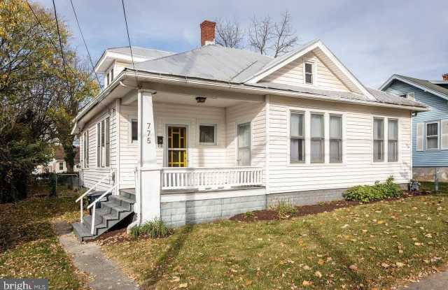 775 COLLICELLO Street photos photos