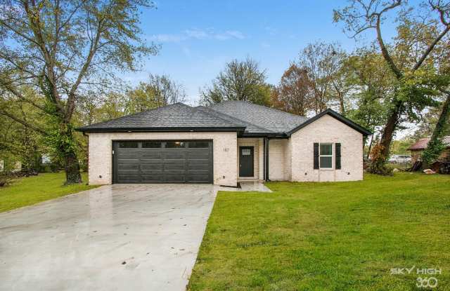Newer Split Floor plan Home!! photos photos Newer Split Floor plan Home!! photos photos