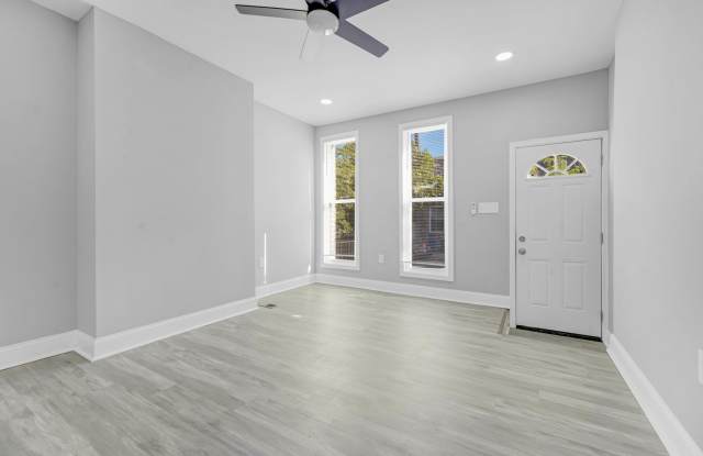Stunning Fully Renovated 3-Bedroom, 3-Bathroom Townhouse in Prime Location. photos photos