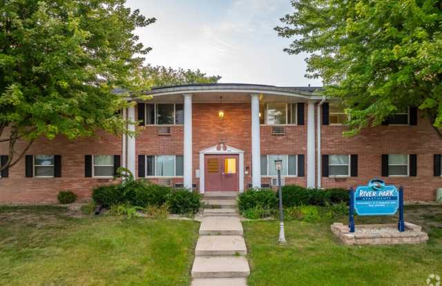 Upper 2 Bedroom Apartment Available! photos photos