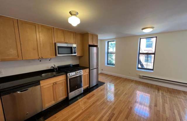 273 Mott St photos photos
