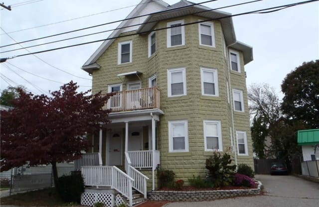 9 Sprague Avenue - 9 Sprague Avenue, Cranston, RI 02910