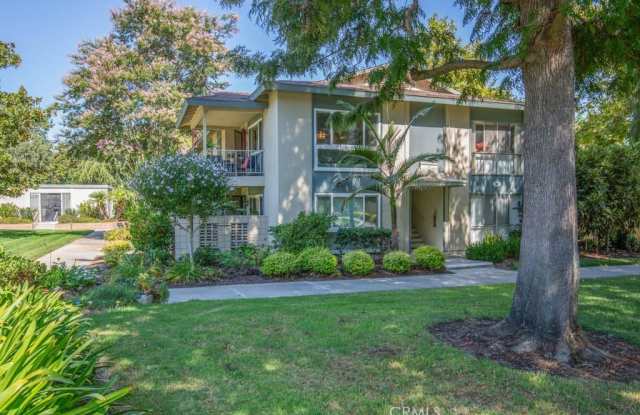 69 Calle Aragon - 69 Calle Aragon, Laguna Woods, CA 92637