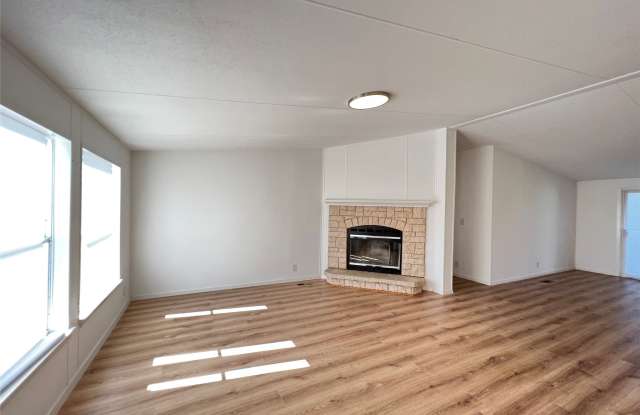 4418 County Road 2596 Gallery 4