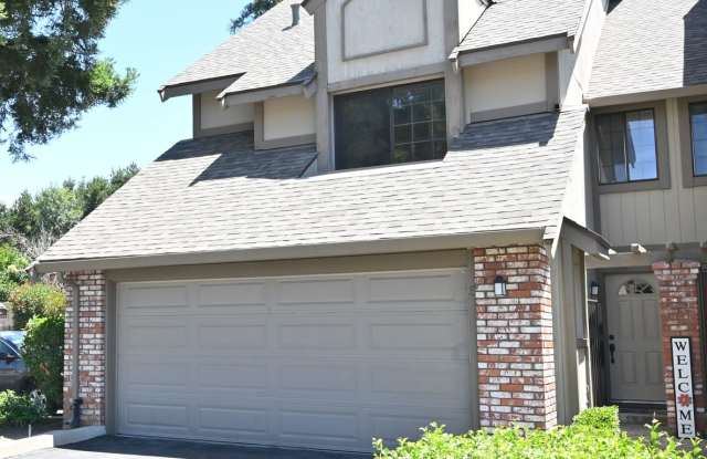 Beautifully Remodeled 3BR/2.5BA End-Unit Townhome in Prime Campbell Location! Move in ready! 347 W Rincon Ave #E photos photos