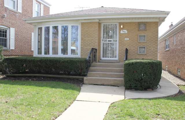 7615 W DEVON Avenue photos photos