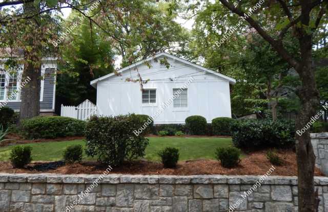 712 Highland Ave NE photos photos