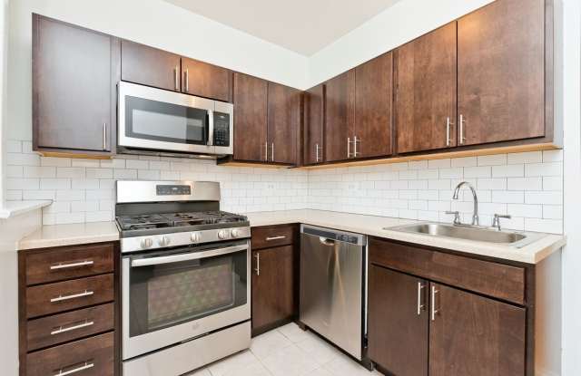 Large One Bedroom in Edgewater photos photos