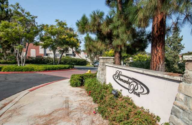 Beautiful upstairs corner unit one bedroom photos photos