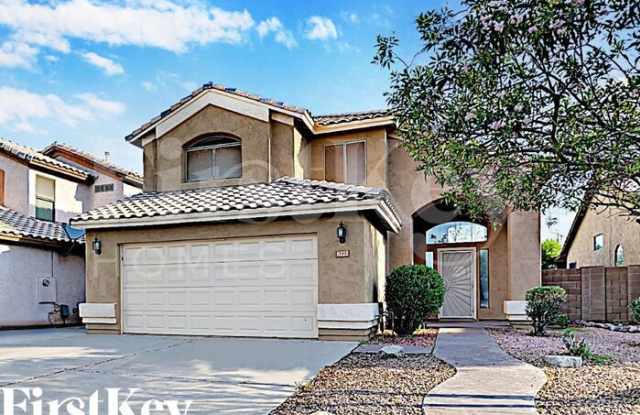8222 West Voltaire Avenue photos photos
