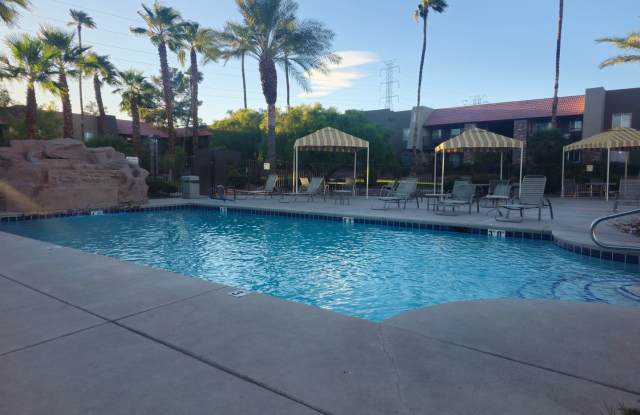 Beautiful 2 bedroom condo for Rent Gallery 3
